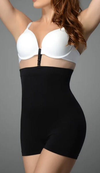 Boyshort Bodyshaper with adjustable Straps