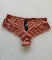 3 Lace Thong Panty Set
